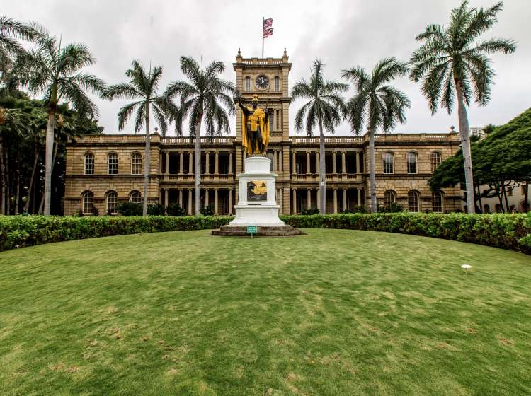 AliÊ»iolani Hale building in Hawaii