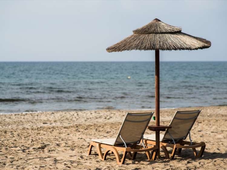 Sunbeds on beach; Shutterstock ID 1087696898; Invoice Number: -