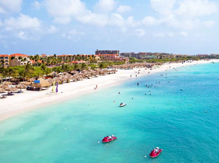 Beach in Oranjestad in Aruba