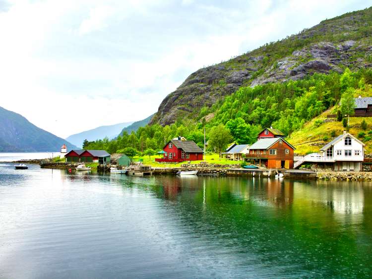 Norway, Aakrafjord: houses overlooking the Akra fjord