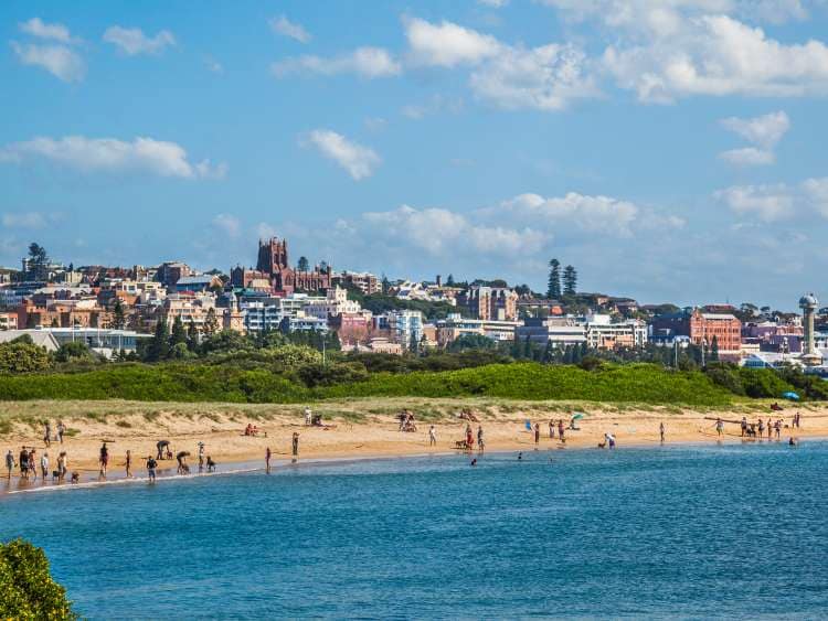 Australia, New South Wales, Newcastle, view of Horseshoe Beach in the Hunter River estuary