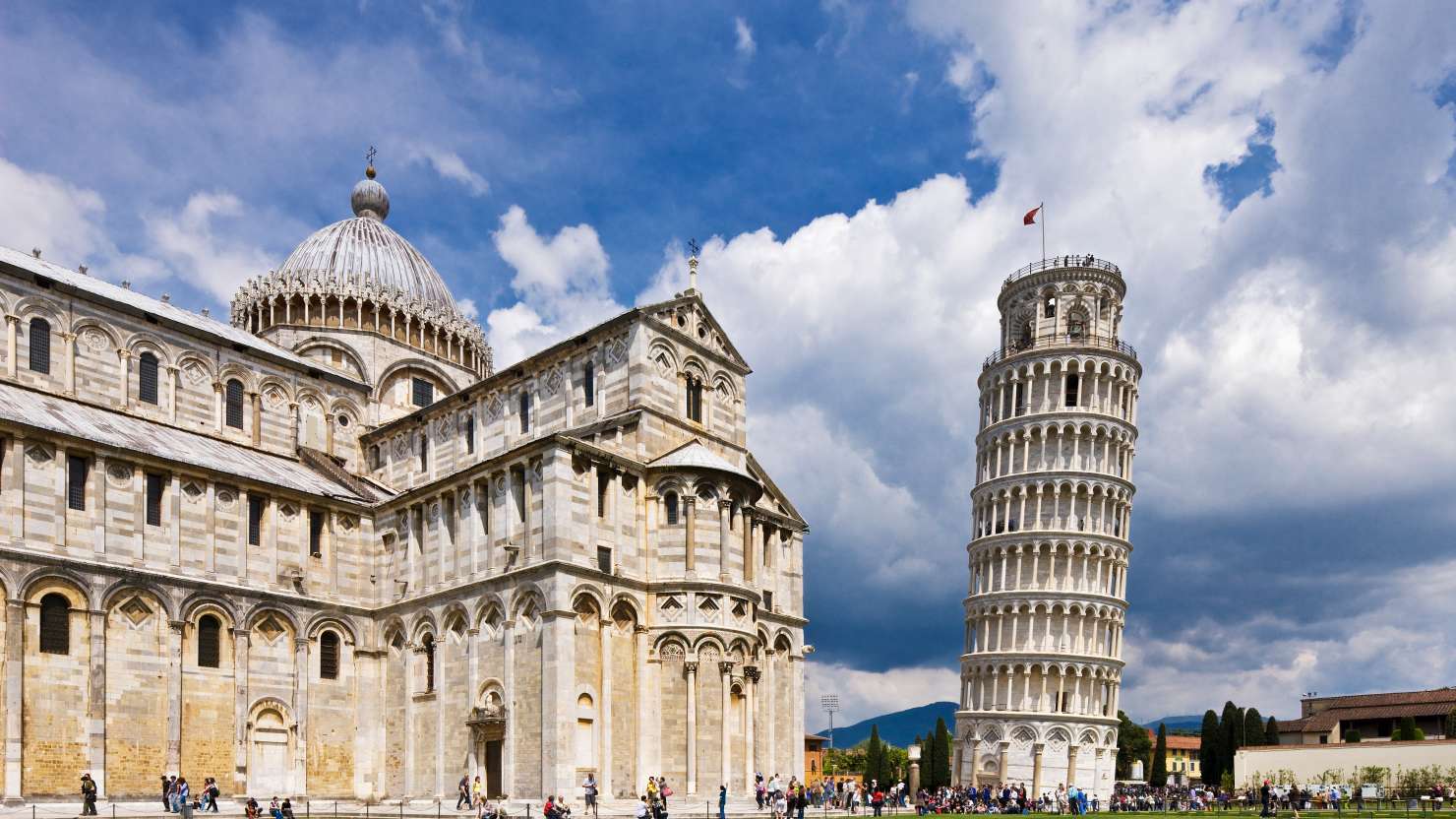 Piazza (square) dei Miracoli, the Leaning Tower (Torre Pendente) and the Duomo (Cathedral)